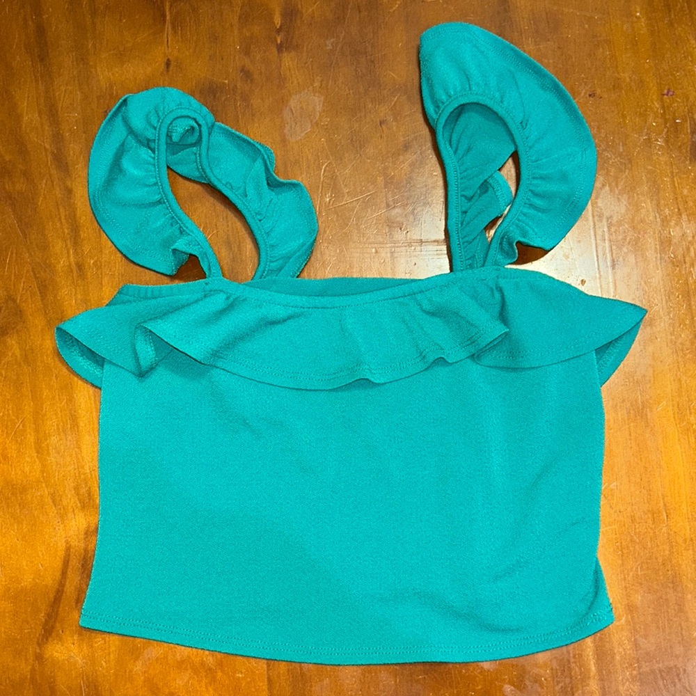 Green crop top